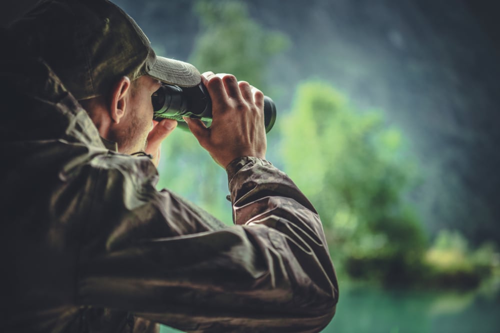Monocular vs Binocular: What Are The Differences And What Should You Go For?